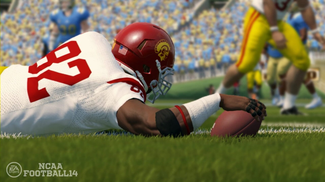 NCAA 美式足球 14